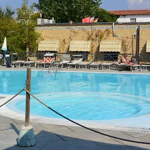Village Torre Pendente Camping Pise